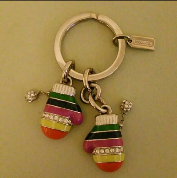 Coach Legacy Mitten Fob - Picture 3 of 4